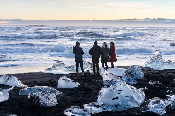 4-Day Iceland: Golden Circle, South Coast, Volcano Hike & Northern Lights - Practical booking advice for a smoother trip