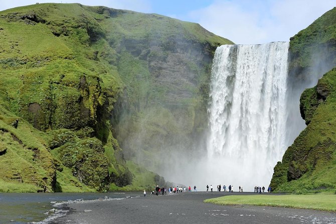 7-Day Self-Drive Private Tour Northern Lights Adventure - Iceland South & West - Key points to know before booking