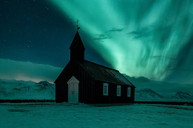 7-Day Self-Drive Private Tour Northern Lights Adventure - Iceland South & West - Day 2: Snæfellsnes combines lava, cliffs, and a famous mountain