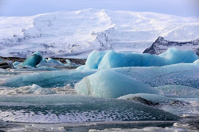 8-Days Northern Lights Exploration Tour from Reykjavík - Volcanoes, folk life, and the black coast