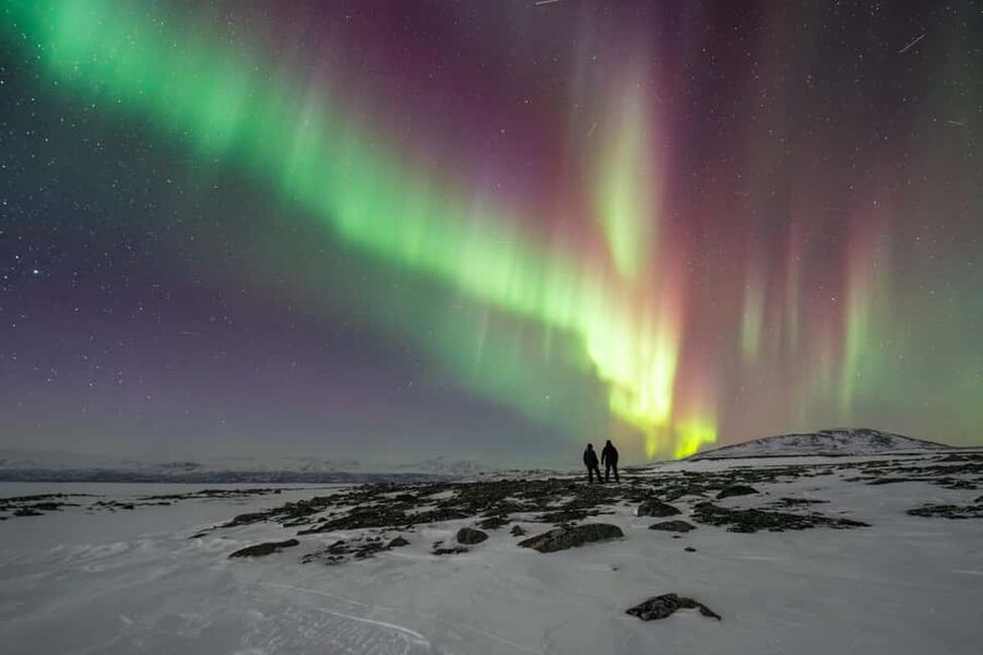 Abisko: Aurora Car Chasing Tour with Photographer - Meeting your guide in Abisko