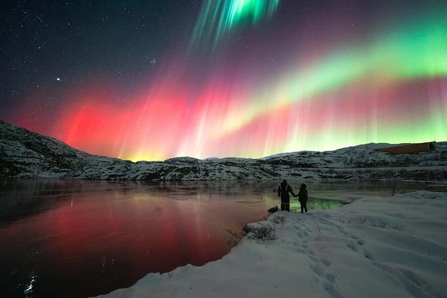 Abisko: Northern Lights Photography Tour with Dinner - The 4x4 ride turns the aurora hunt into a real expedition