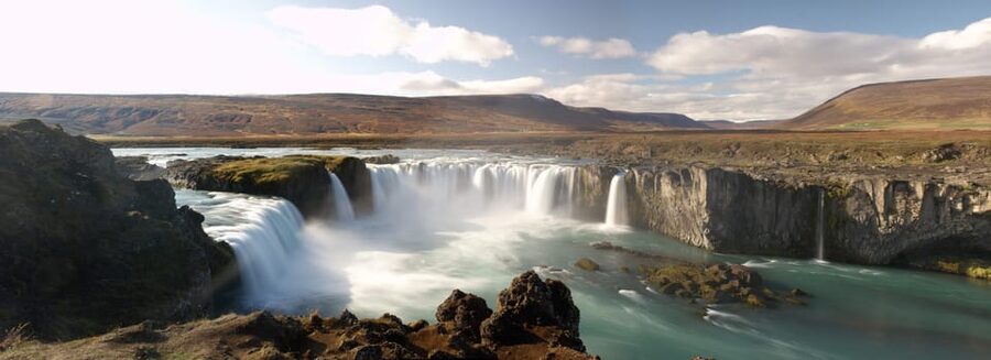 Akureyri: Lake Mývatn & Northern Lights - Winter Special - Two days, two sides of North Iceland