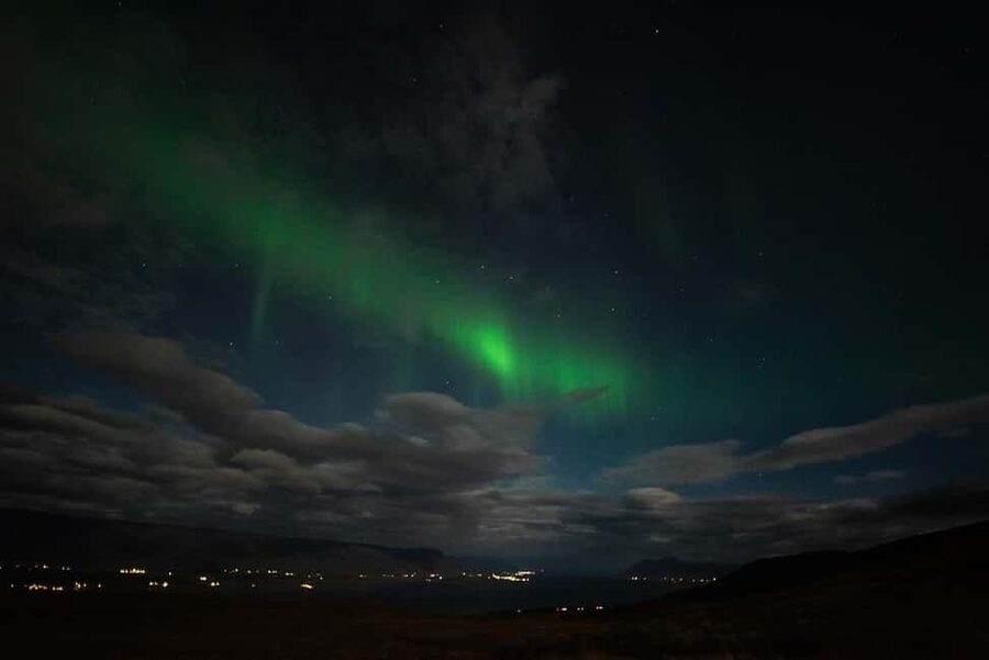 Akureyri: Northern Lights Tour - Understanding what you are seeing