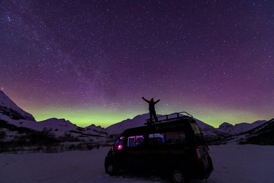 Anchorage: Aurora Borealis Northern Lights Photography Tour - Warmth, waiting, and the practical side of Alaska nights
