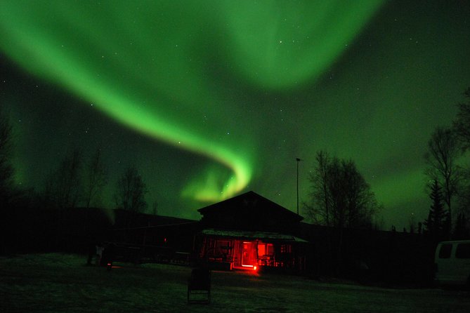 Arctic Circle Aurora Drive Adventure - Trading posts and the human side of northern Alaska