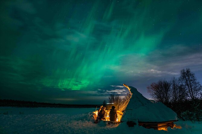 Aurora Borealis Snowshoeing Adventure by Night from Rovaniemi - The guide makes a real difference