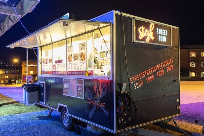 Aurora Borealis Tour in Kiruna - Lapland with Stejk Street Food - Chasing the aurora beyond Kiruna