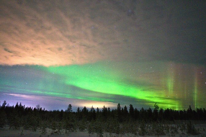 AURORA DAİLY Northern Lights Safari Tour 8 Guests with PİCKUP - Chasing the aurora from Tromsø in a small van