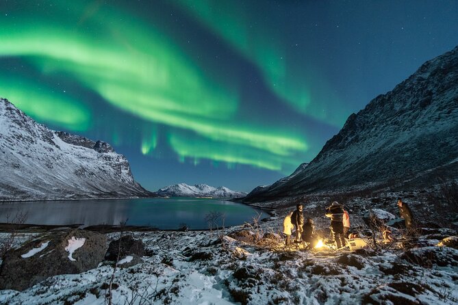 Aurora Hunt with the campfire and professional photographer - Key points to know before booking