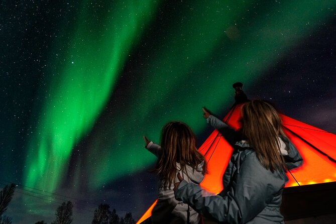 Aurora Safari Chase by big bus, free Photos, toilet onboard - Cancellation and Weather Planning