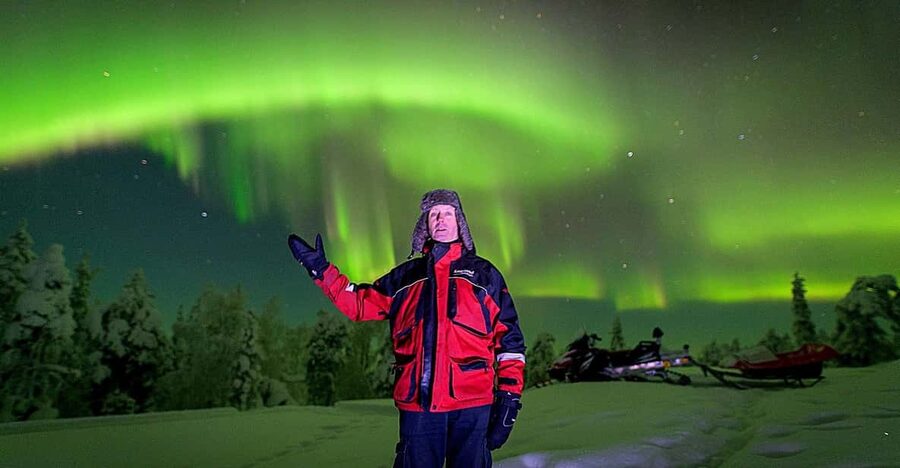Auroras Northern Lights in Saariselka - What photography help really includes