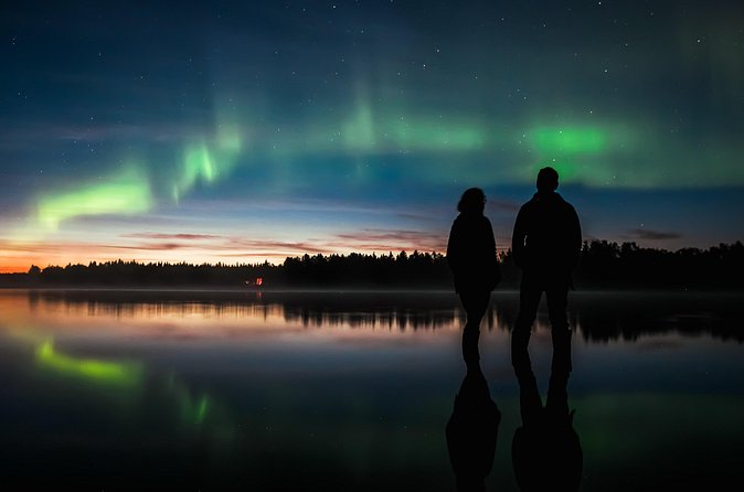 Autumn Aurora Borealis Picnic in Rovaniemi - A small group, with one detail to confirm