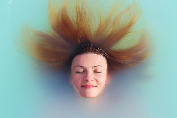Blue Lagoon and Northern Lights Tour Including Admission - What to bring for a smoother day