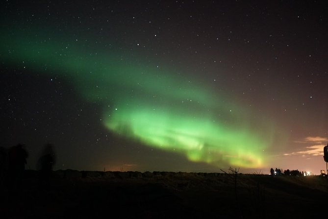 Chasing Aurora Borealis with Warmth and Treats in Premium Tour! - Hot chocolate, kleinur, and the battle against cold
