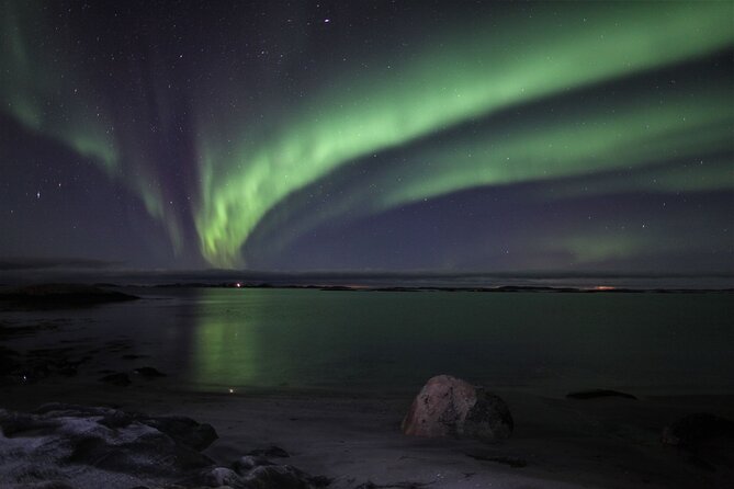 eBike Northern Lights tour by the bonfire - Bonfire, hot chocolate, and the waiting game