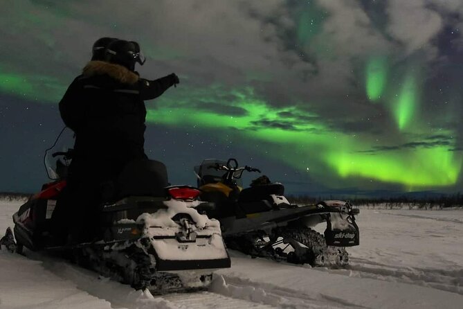 Enjoy the Aurora show on top of the mountain inc tipi dinner - From Kiruna hotels to Máttaráhkká Lodge
