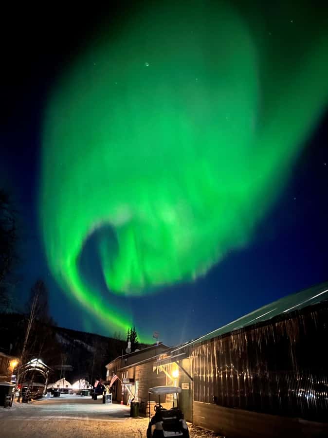 Fairbanks: Northern Lights and Chena Hot Springs Tour - Soaking in 106 F mineral water