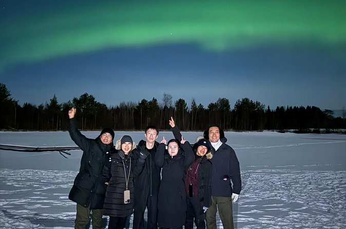 FAMILY FRIENDLY Aurora tour by minivan - The biggest concern is pickup reliability