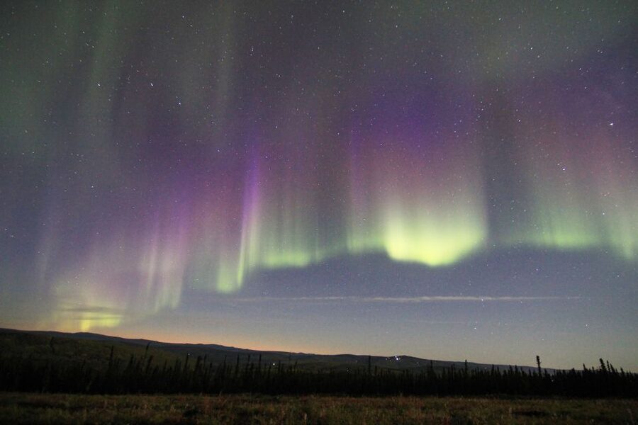 From Fairbanks: Northern Lights & Murphy Dome Tour - Waiting for the sky to change