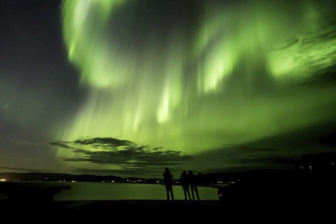 From Reykjavik 4x4 Minibus Northern Lights with Photo and Cocoa - How the weather policy affects your decision