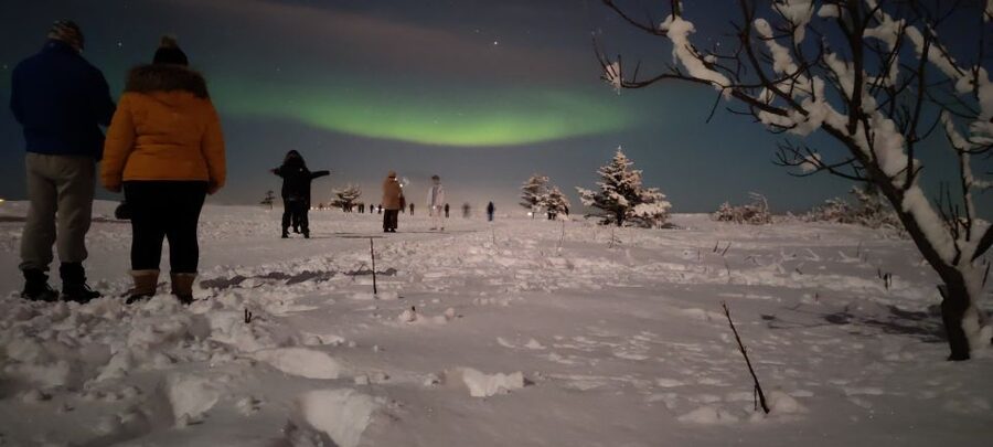 From Reykjavik: Northern Lights Chase with Expert Guide - What the evening feels like from BSÍ