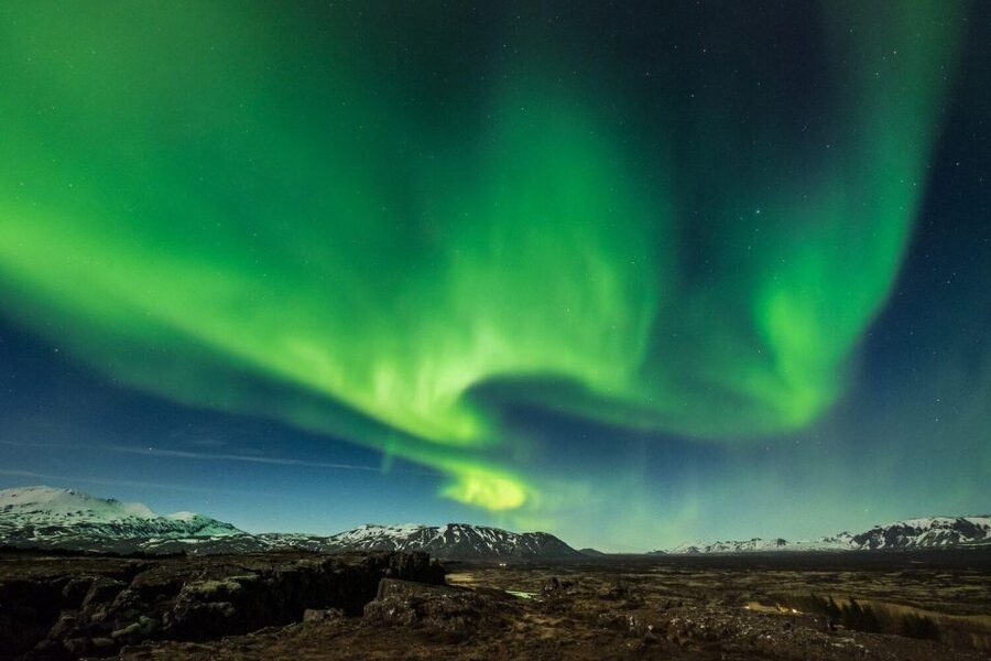 From Reykjavík: Northern Lights Super Jeep Tour - Photos, cameras, and what your eyes see