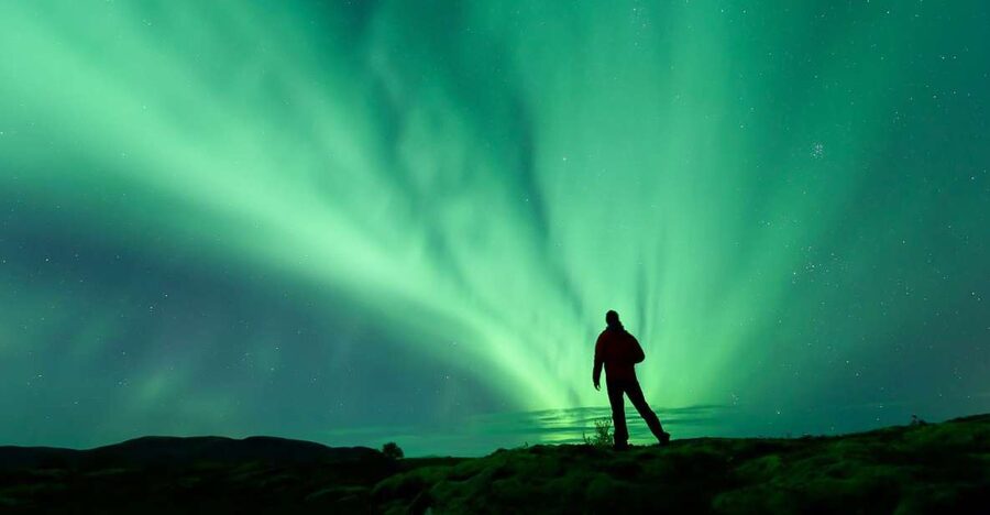 From Reykjavik: Northern Lights Tour - Chasing clear skies beyond the city