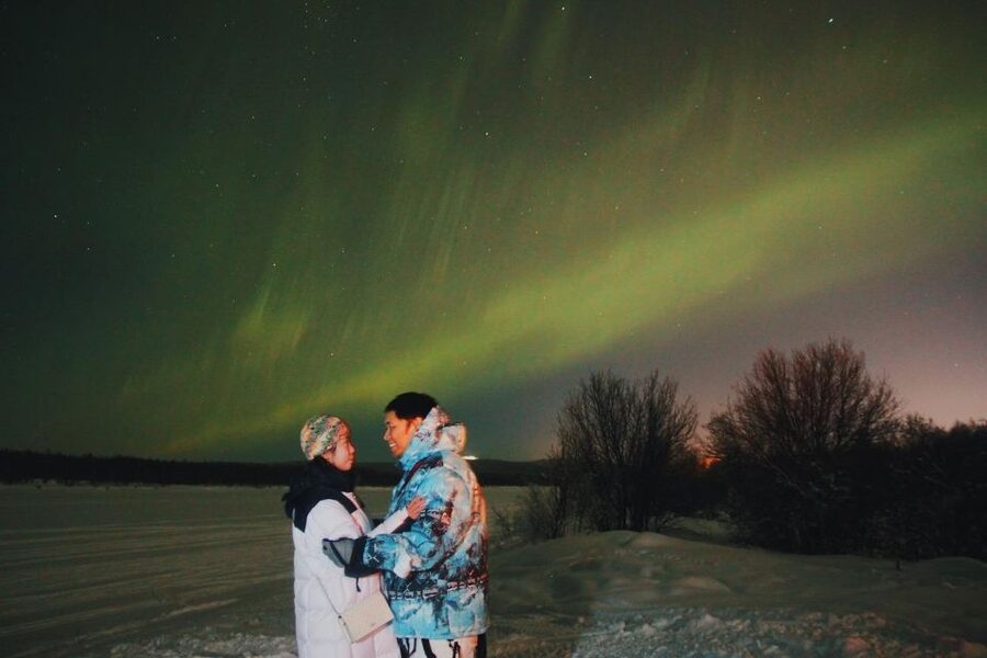 From Rovaniemi: Northern Lights Chase with BBQ and Photos - Leaving Rovaniemi for a darker sky