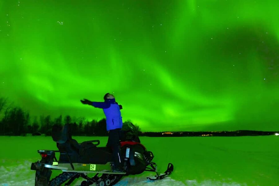 From Rovaniemi: Searching Aurora with Snowmobile - The warm break in the wilderness