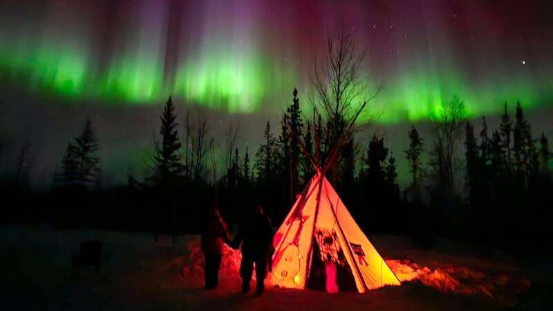 From Yellowknife: Aurora Borealis Tour with Cozy Cabin Base - Photography without a separate photo package