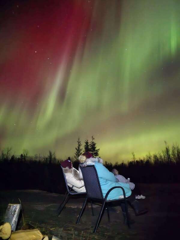 From Yellowknife: Aurora Borealis Tour with Cozy Cabin Base - A small group with a personal tone