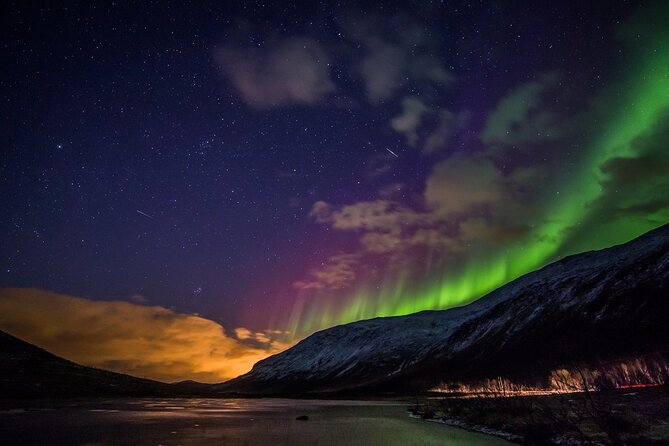 Full Night Magic of the Northern Lights in Tromso - The first drive: leaving Tromso for clearer skies