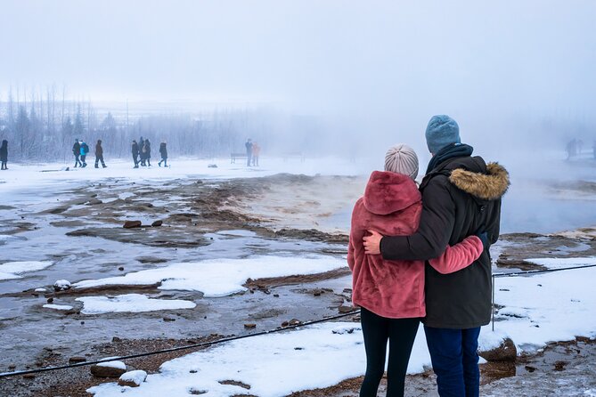 Golden Circle, Northern Lights and Blue Lagoon Tour with Ticket - Blue Lagoon: two hours of warm water and a practical spa package