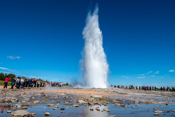Golden Circle & Northern Lights Tour from Reykjavik - Hveragerði provides a useful pause