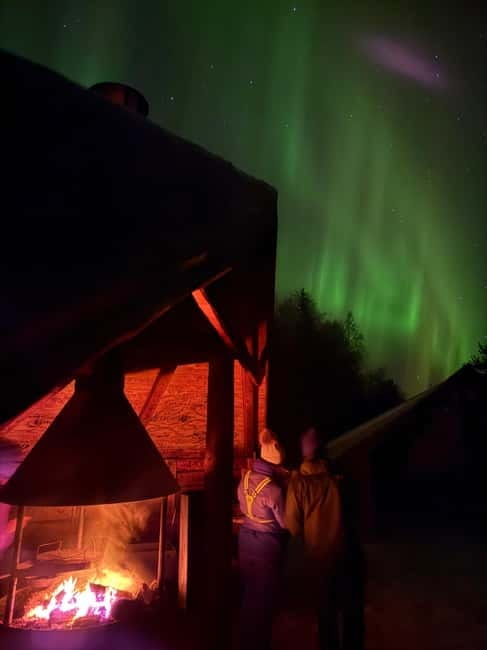 Guarantee Northern Lights Hunt by Minibus With Local Guide - Leaving Rovaniemi for darker skies