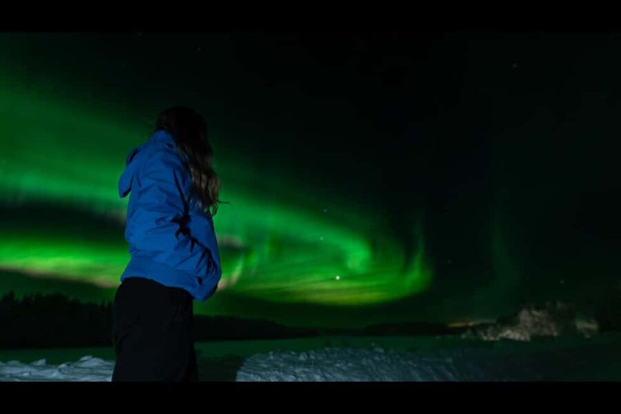 Guaranteed Northern Lights Hunting Tour with Photos - Two hours of guided Aurora hunting