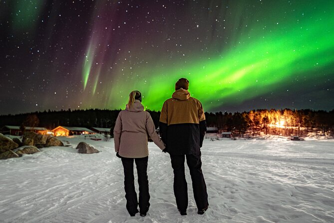 Guaranteed Northern Lights Tour with Photos - Small groups make a long search easier