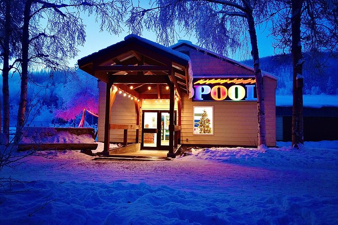 Hot Springs Aurora Viewing Dream in Alaska - What the guide adds to the night