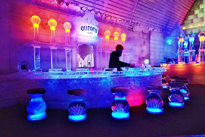 Hot Springs Aurora Viewing Dream in Alaska - The 7 p.m. ice museum and ice bar visit