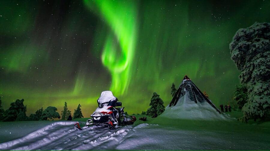 Inari: Northern Lights Hunt Snowmobile Safari - Hunting the Northern Lights