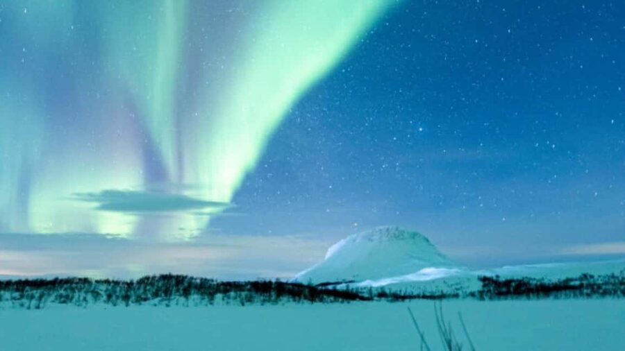 Kilpisjärvi: Northern Lights Snowmobile Tour with Photos - A night ride beyond Kilpisjärvi