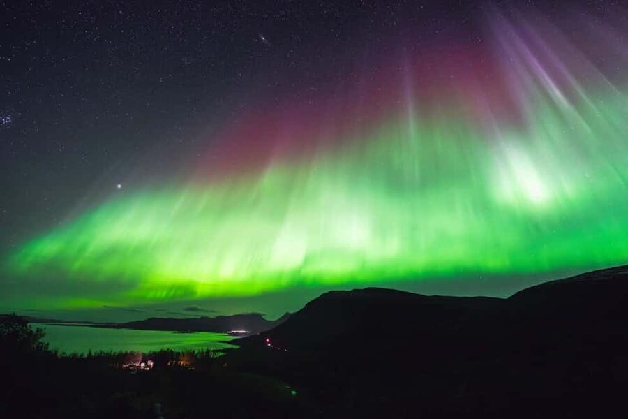 Kiruna: Northern Lights Chase with Car - Why a Kiruna Aurora chase works better than waiting in town