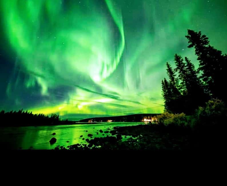 Kiruna: Northern Lights Snowmobile Tour with Dinner - Key points to know before you book