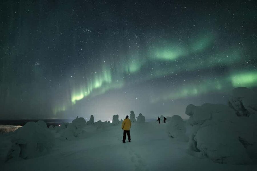 LEVI Adults Only Northern Lights Hunt with Snowshoeing - Getting useful aurora photos