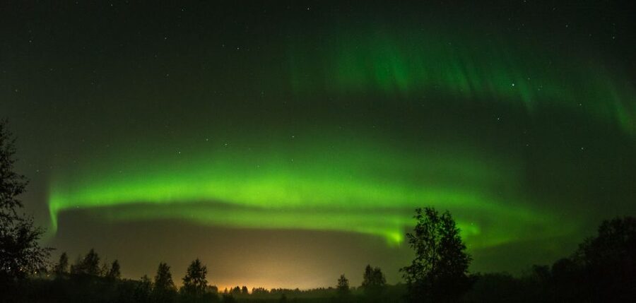 Levi: Evening Husky Sled Ride under the Northern Lights - Ten minutes of safety before the ride