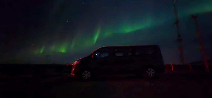 Levi: Northern Lights by Minivan with hot drinks and snacks - Key points at a glance