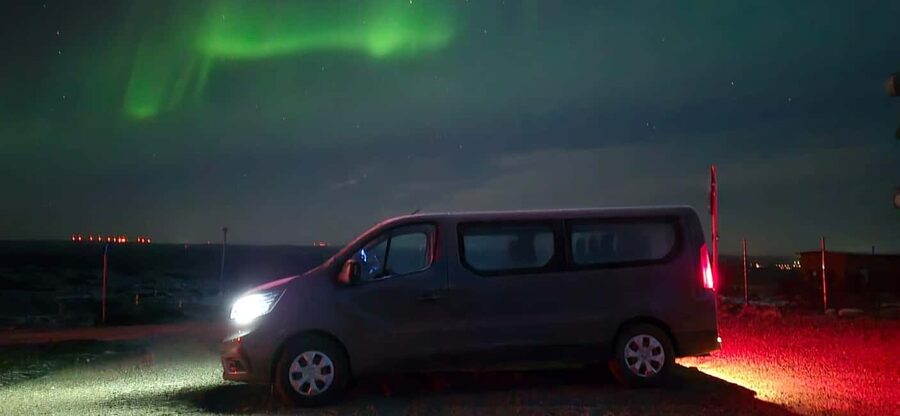 Levi: Northern Lights by Minivan with hot drinks and snacks - Leaving Levi for darker northern skies