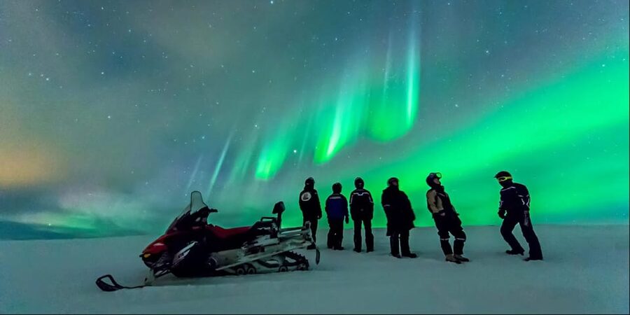 Levi: Northern Lights Snowmobile Safari and Campfire Picnic - Setting out from Levi after dark