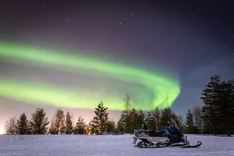 Levi: Snowmobile Northern Lights Hunting Trip - Learning the snowmobile before the fun begins